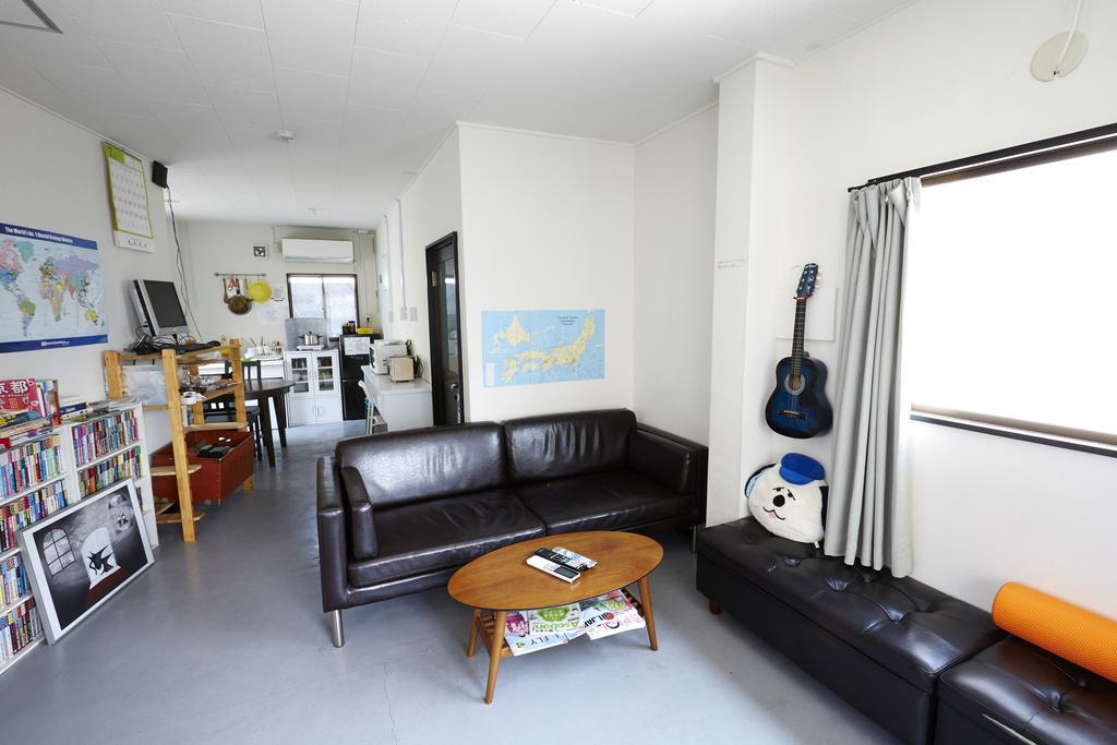 Daikoku Hostel Осака Екстериор снимка